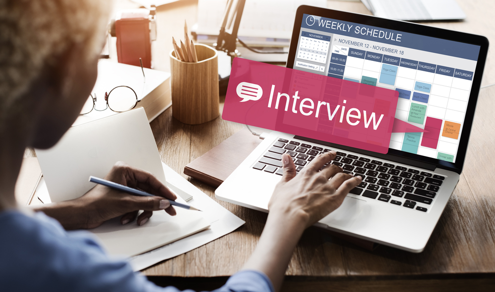 Student participating in a mock interview session at Careerist, receiving expert feedback to improve their interview skills.