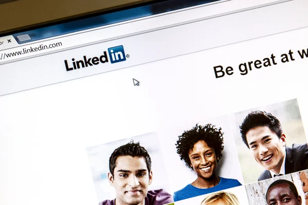 LinkedIn for IT Professionals: How to Build a Profile Recruiters Actually Notice